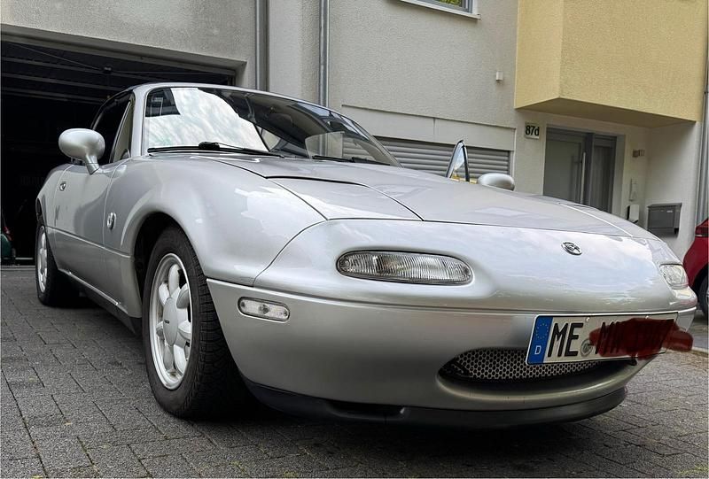 Silber Gebraucht 1998 Mazda MX5 Cabrio | 10.700 € - Bild 1/4