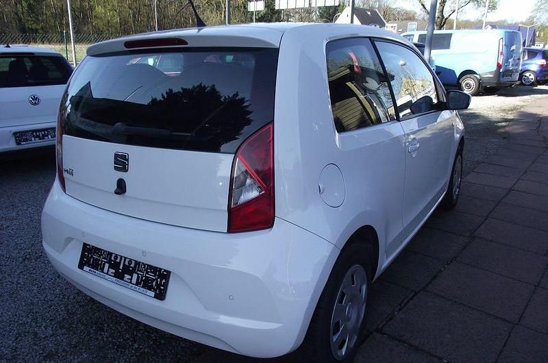 Gebraucht Seat Mii I-Tech 60 PS (44 kW) 2014 Weiß Kleinwagen