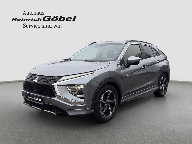 Schwarz Gebraucht 2024 Mitsubishi Eclipse Cross Plus SUV | 23.900 € (Fairer Preis) - Bild 1/4