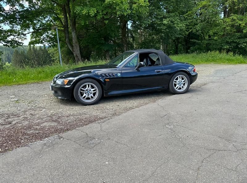 Gebraucht BMW Z3 140 PS (102 kW) 1996 Schwarz Cabrio