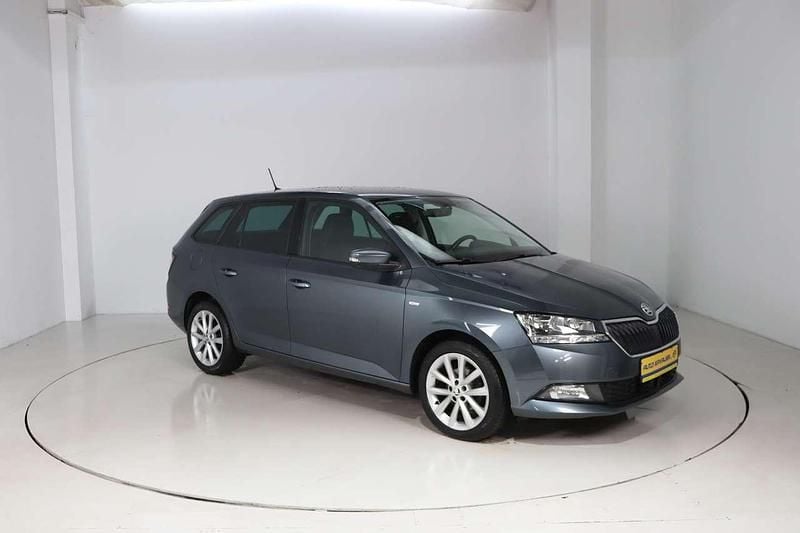 Gebraucht Skoda Fabia Soleil 95 PS (69 kW) 2019 Grau Limousine