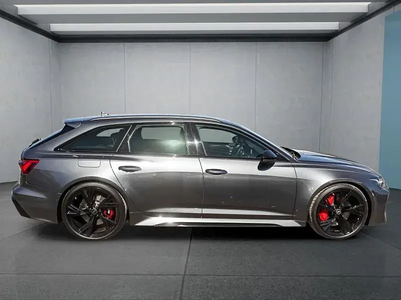 Gebraucht Audi RS6 600 PS (441 kW) 2023 Grau Kombi