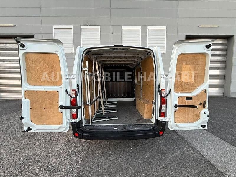 Gebraucht Renault Master 110 PS (80 kW) 2018 Weiß Van