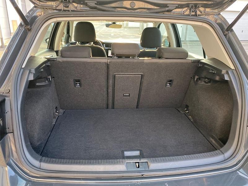 Gebraucht VW Golf 100 kW (136 PS) 2017 Grau Limousine