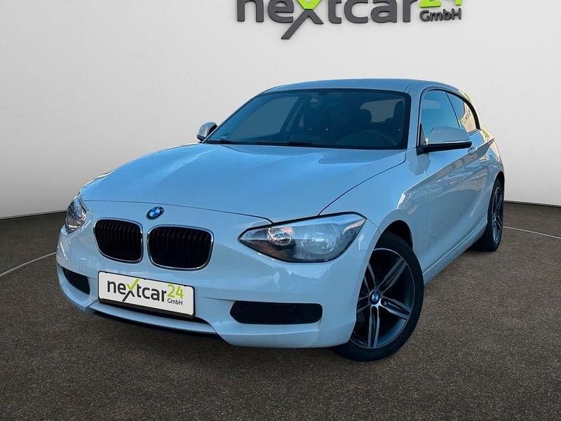 Weiß Gebraucht 2013 BMW 116 Advantage Kleinwagen | 6.290 € (Fairer Preis) - Bild 1/4