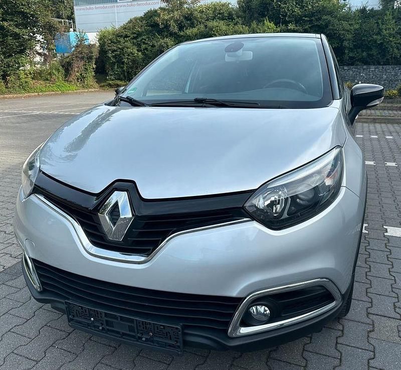 Silber Gebraucht 2014 Renault Captur Dynamique SUV | 9.900 € (Fairer Preis) - Bild 1/4