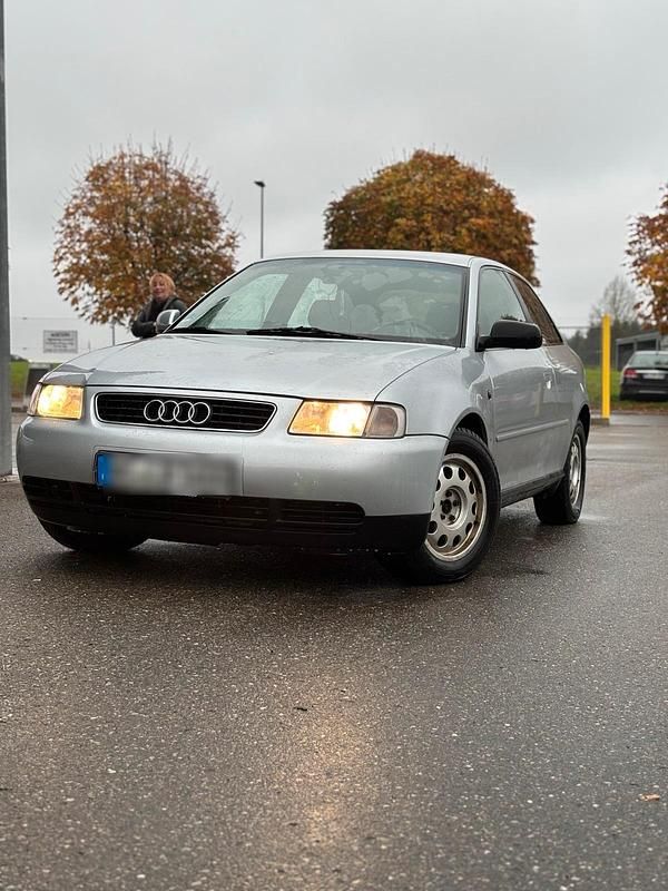 Silber Gebraucht 1997 Audi A3 Kleinwagen | 680 € (Guter Preis) - Bild 1/4