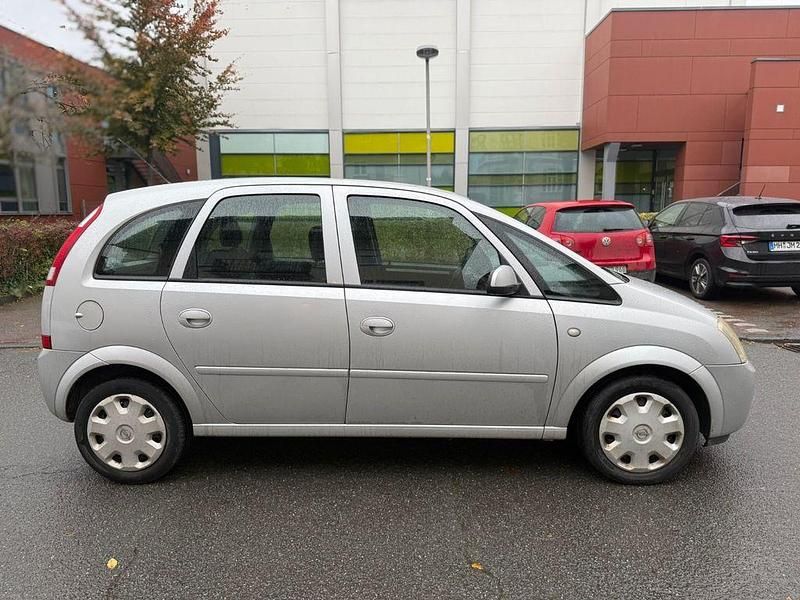 Gebraucht Opel Meriva 105 PS (77 kW) 2006 Silber Van / Kleinbus