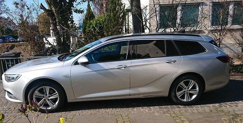 Gebraucht Opel Insignia Business 170 PS (125 kW) 2018 Silber Kombi