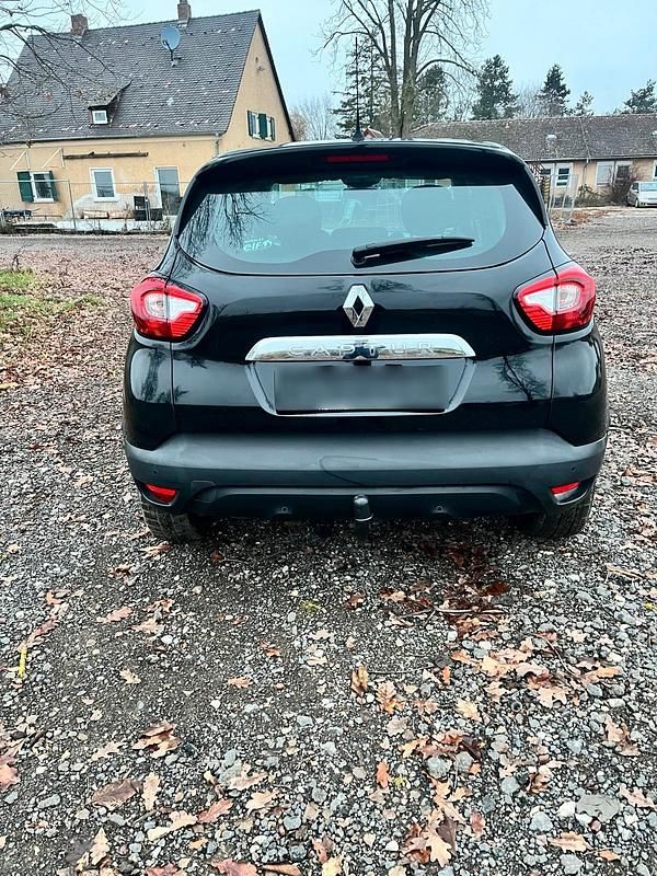 Gebraucht Renault Captur 120 PS (88 kW) 2014 Schwarz SUV