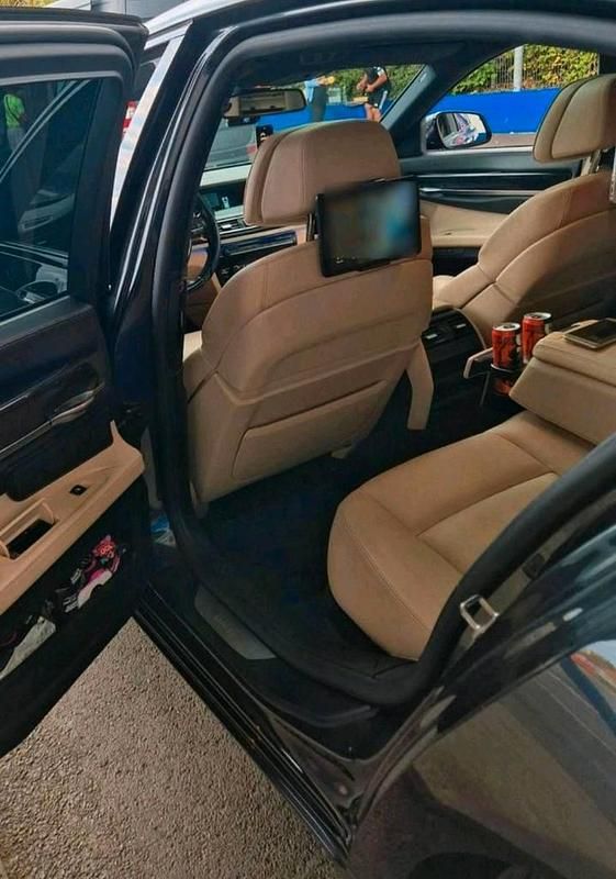 Second-hand BMW 730 245 CP (180 kW) 2009 Gri Berlinǎ