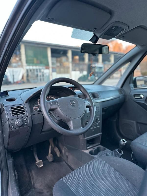 Gebraucht Opel Meriva 104 PS (76 kW) 2009 Van / Kleinbus