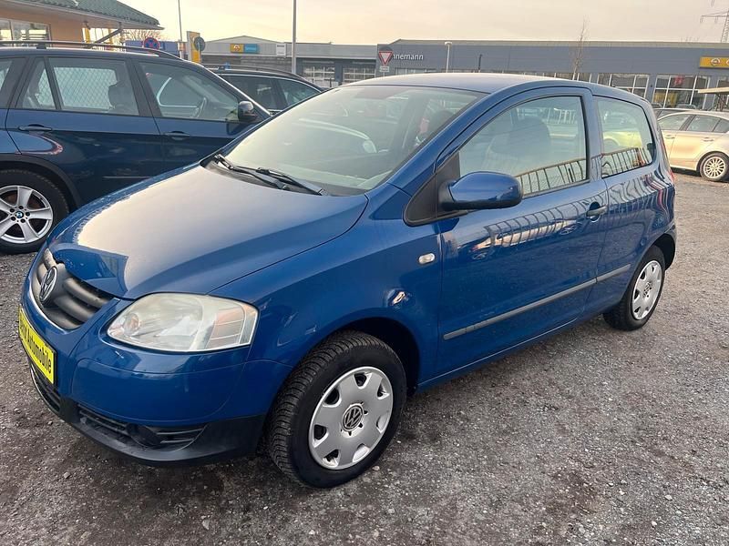 Gebraucht VW Fox 55 PS (40 kW) 2005 Blau Kleinwagen