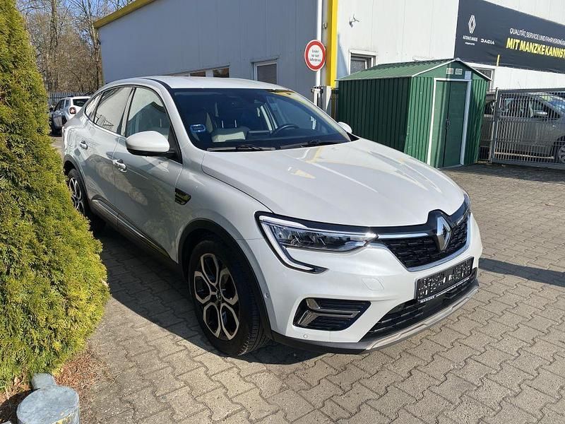 Gebraucht Renault Arkana Techno 140 PS (102 kW) 2022 Schneeweiß (metallic) SUV
