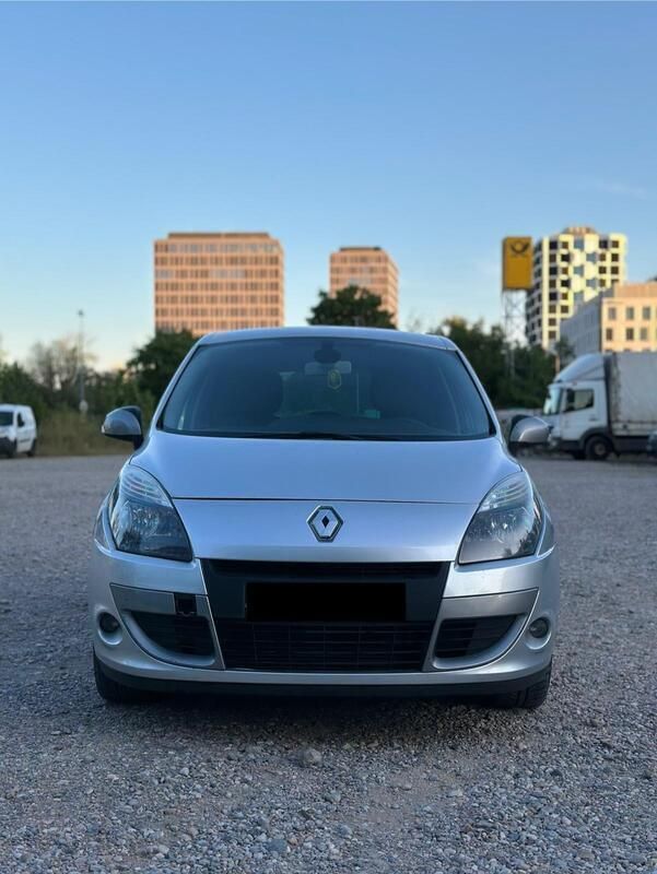 Silber Gebraucht 2011 Renault Scénic III Van / Kleinbus | 2.299 € (Superpreis) - Bild 1/4