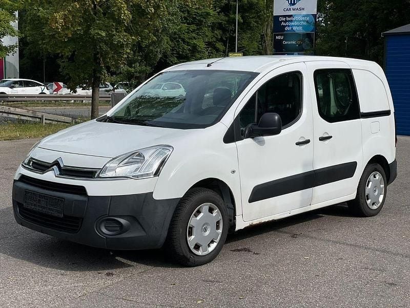 Gebraucht Citroën Berlingo 98 PS (72 kW) 2012 Weiß Van / Kleinbus