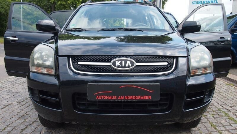 Schwarz Gebraucht 2008 Kia Sportage LX SUV | 4.444 € (Fairer Preis) - Bild 1/4