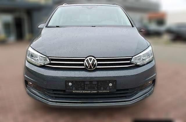 Grau metallic Gebraucht 2021 VW Touran Highline Van / Kleinbus | 28.830 € (Teuer) - Bild 1/4