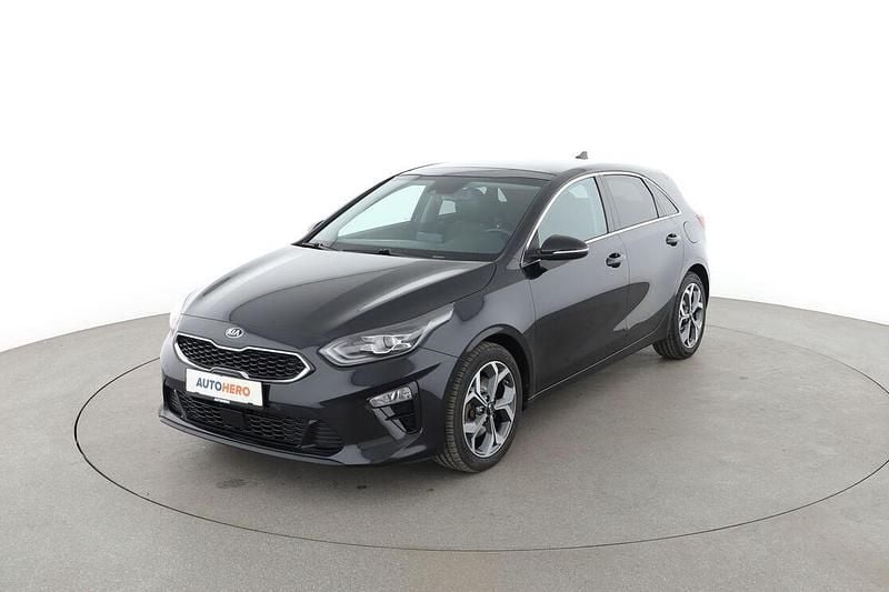 Schwarz Gebraucht 2018 Kia Ceed Platinum Limousine | 16.450 € (Fairer Preis) - Bild 1/3
