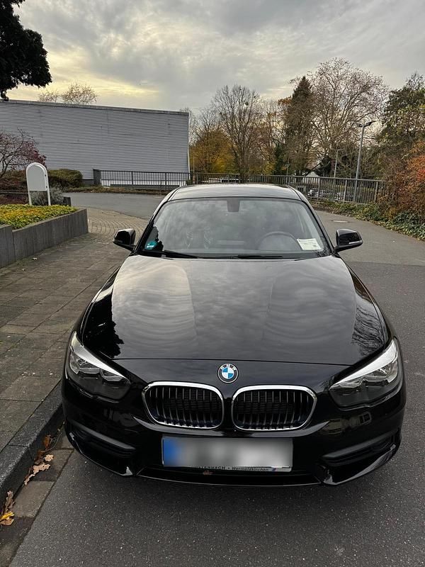Schwarz Gebraucht 2015 BMW 116 Kleinwagen | 7.299 € (Guter Preis) - Bild 1/4