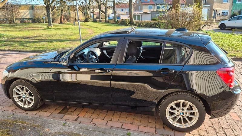 Gebraucht BMW 114 Advantage 102 PS (75 kW) 2014 Schwarz Kleinwagen