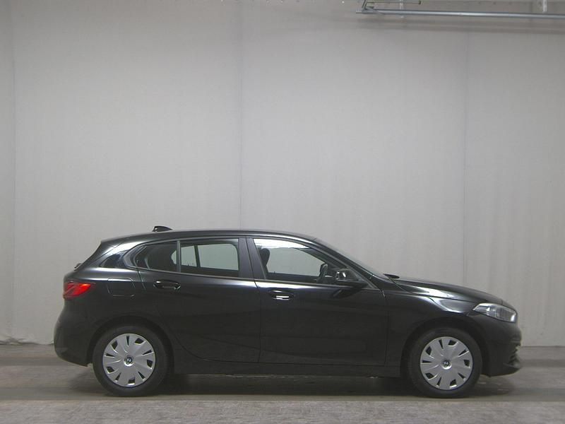 Schwarz Gebraucht 2022 BMW 116 Kleinwagen | 16.980 € (Guter Preis) - Bild 1/4