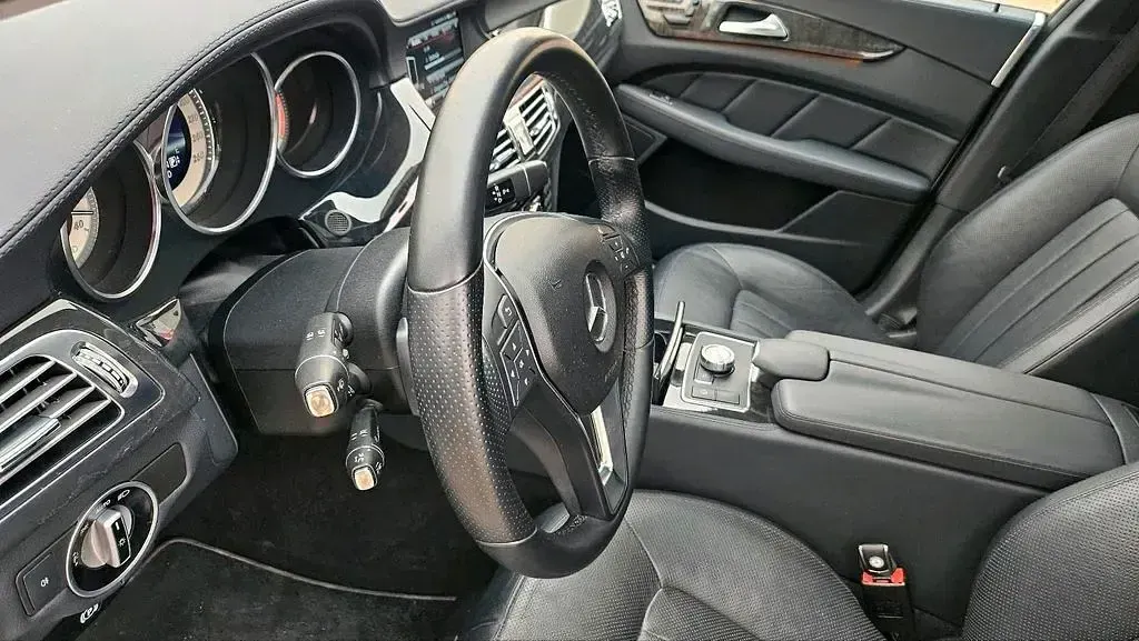 Gebraucht Mercedes CLS350 Shooting Brake 265 PS (194 kW) 2013 Weiß Kombi