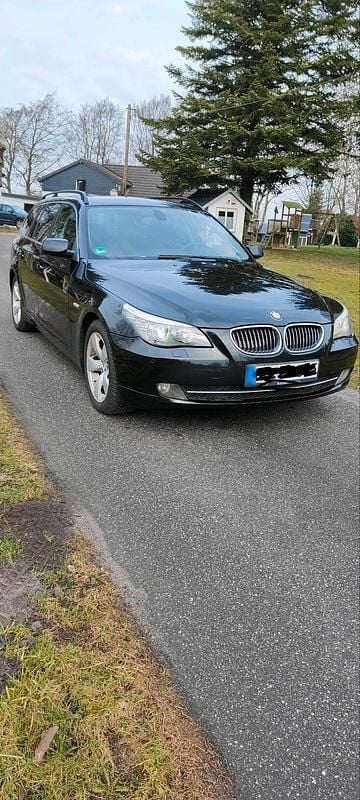 Gebraucht BMW 525 218 PS (160 kW) 2008 Schwarz Kombi