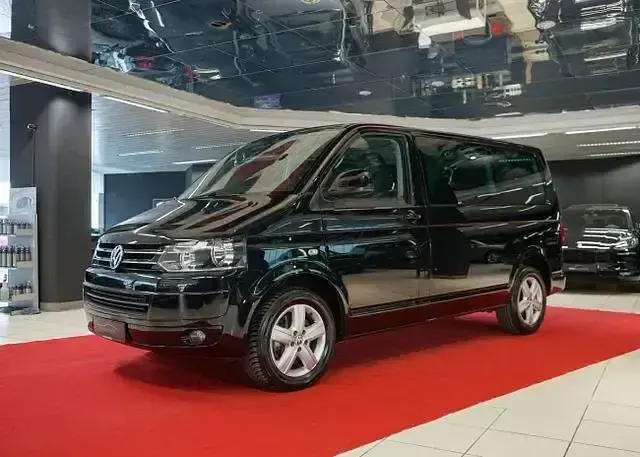 Używany VW Multivan 180 KM (132 kW) 2011 Andere Minivan