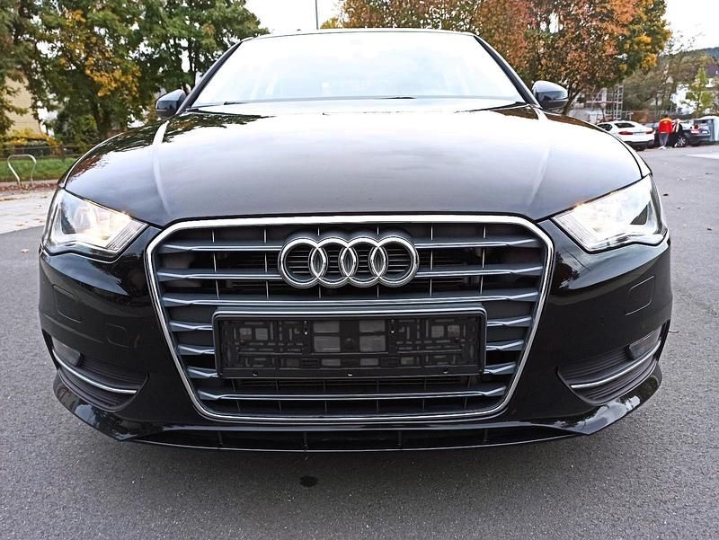 Gebraucht Audi A3 Ambition 110 PS (80 kW) 2014 Schwarz Limousine