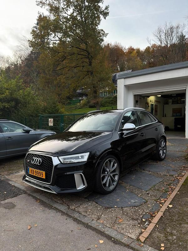 Schwarz Gebraucht 2016 Audi RS Q3 SUV | 25.999 € (Fairer Preis) - Bild 1/4