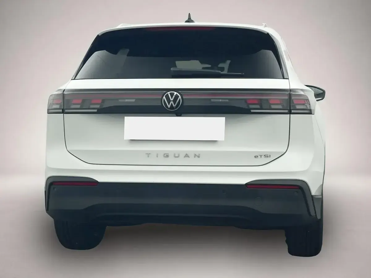 Gebraucht VW Tiguan Goal 150 PS (110 kW) 2025 Manufacturer SUV