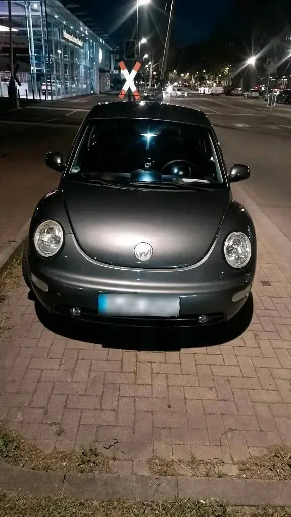 Gebraucht VW New Beetle 90 PS (66 kW) 2002 Grau Kleinwagen