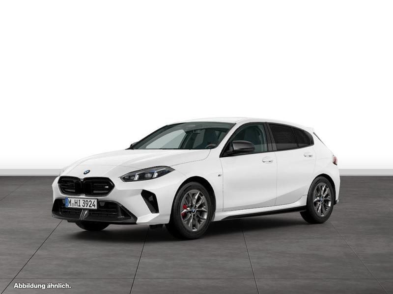 Weiß Gebraucht 2025 BMW M135 Kleinwagen | 45.980 € (Superpreis) - Bild 1/2