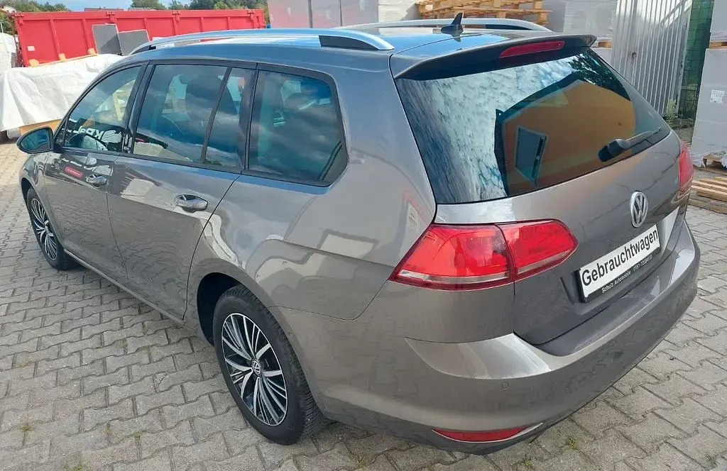 Gebraucht VW Golf VII Allstar 110 PS (80 kW) 2017 Grau Kombi