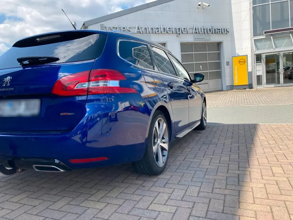 Gebraucht Peugeot 308 GT-line 131 PS (96 kW) 2020 Blau Kombi