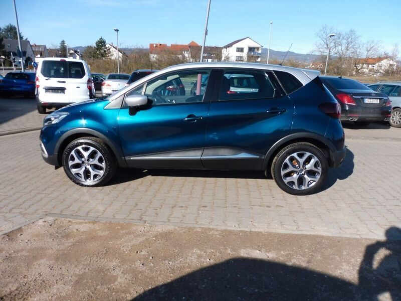 Gebraucht Renault Captur Intens 110 PS (80 kW) 2017 Blau SUV