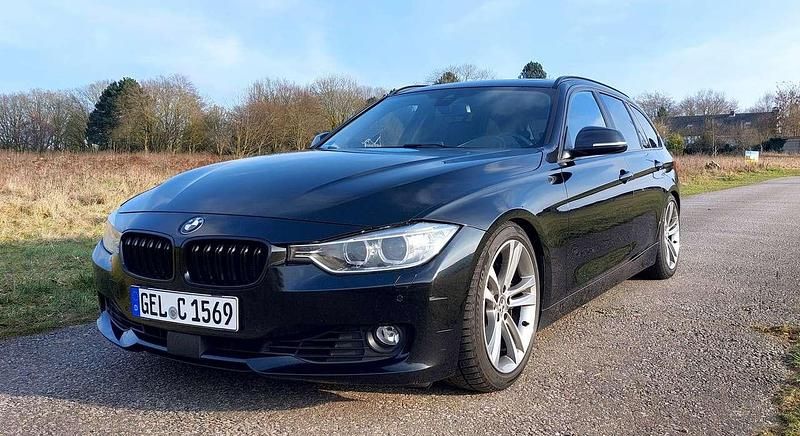 Gebraucht BMW 330 M Performance 258 PS (189 kW) 2014 Schwarz Kombi