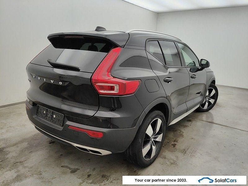 Gebraucht Volvo XC40 Momentum 150 PS (110 kW) 2019 Schwarz SUV
