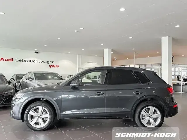 Gebraucht Audi Q5 Advanced 265 PS (194 kW) 2023 Manhattangrau (grau) SUV