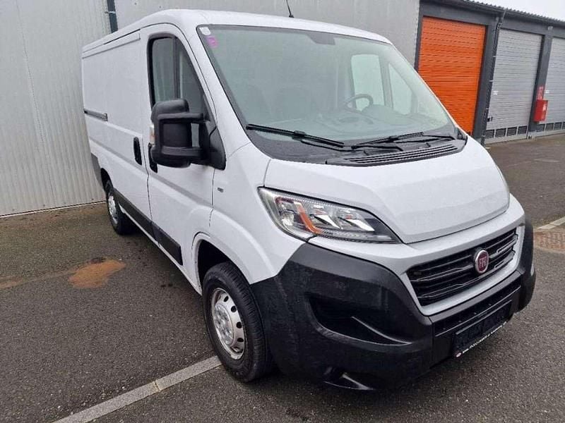 Gebraucht Fiat Ducato 116 PS (85 kW) 2019 Weiß Van