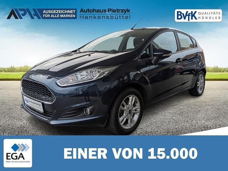 Gebraucht Ford Fiesta Celebration 80 PS (58 kW) 2017 Blau metallic Kleinwagen
