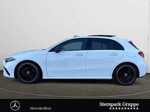 Unilack polarweiß Gebraucht 2023 Mercedes A200 AMG Limousine | 34.950 € (Etwas zu teuer) - Bild 1/4
