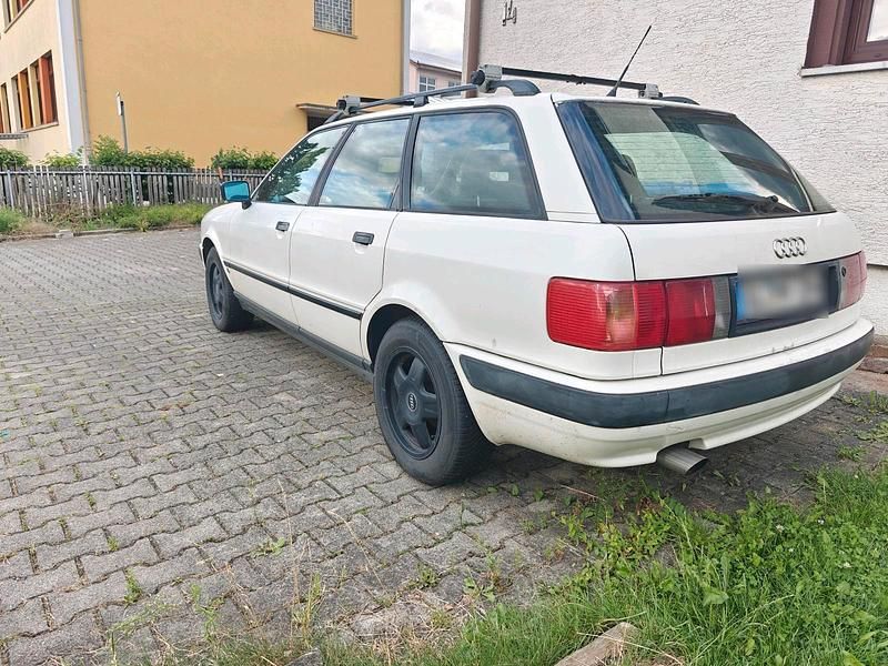 Weiß Gebraucht 1993 Audi 80 Kombi | 2.800 € - Bild 1/4