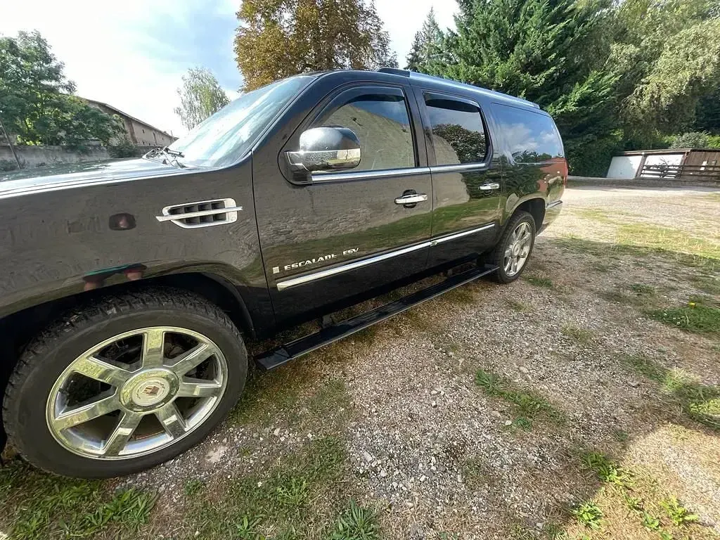 Gebraucht Cadillac Escalade 409 PS (300 kW) 2009 Schwarz SUV