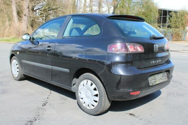 Gebraucht Seat Ibiza 60 PS (44 kW) 2007 Schwarz metallic Kleinwagen