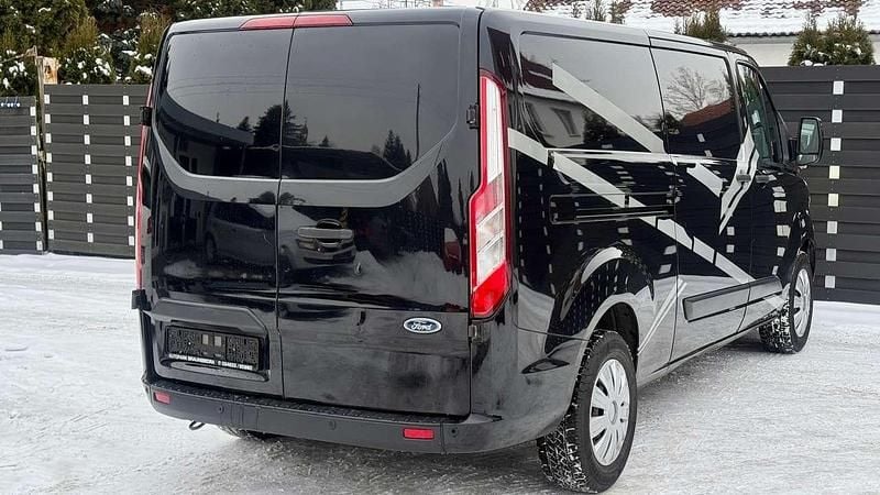 Gebraucht Ford Transit Custom 131 PS (96 kW) 2018 Iridiumschwarz metallic Van / Kleinbus