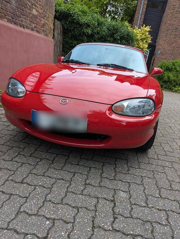 Gebraucht Mazda MX5 140 PS (102 kW) 2000 Rot Cabrio