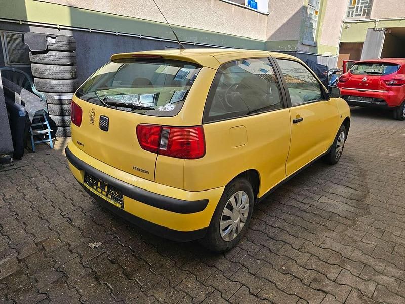 Gebraucht Seat Ibiza 60 PS (44 kW) 1999 Gelb Kleinwagen