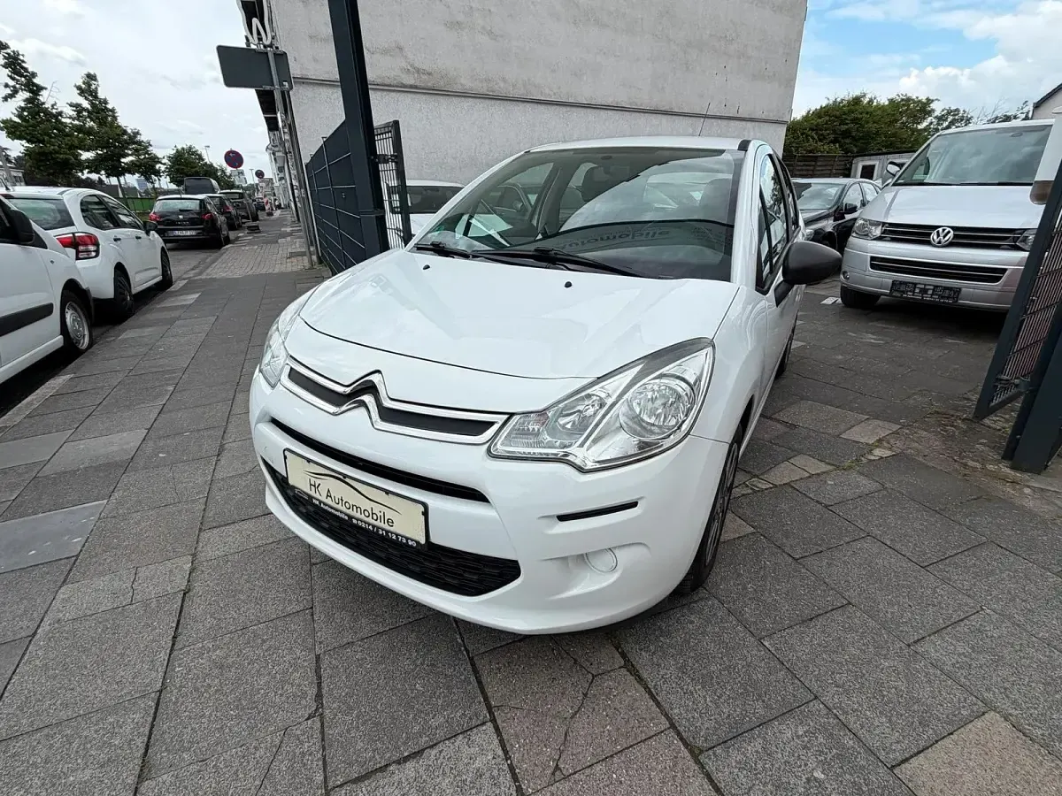 Usado Citroën C3 Attraction 68 CV (50 kW) 2013 Blanco Utilitario